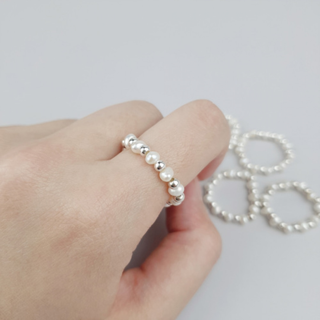 pearl+silver ball ring. #1